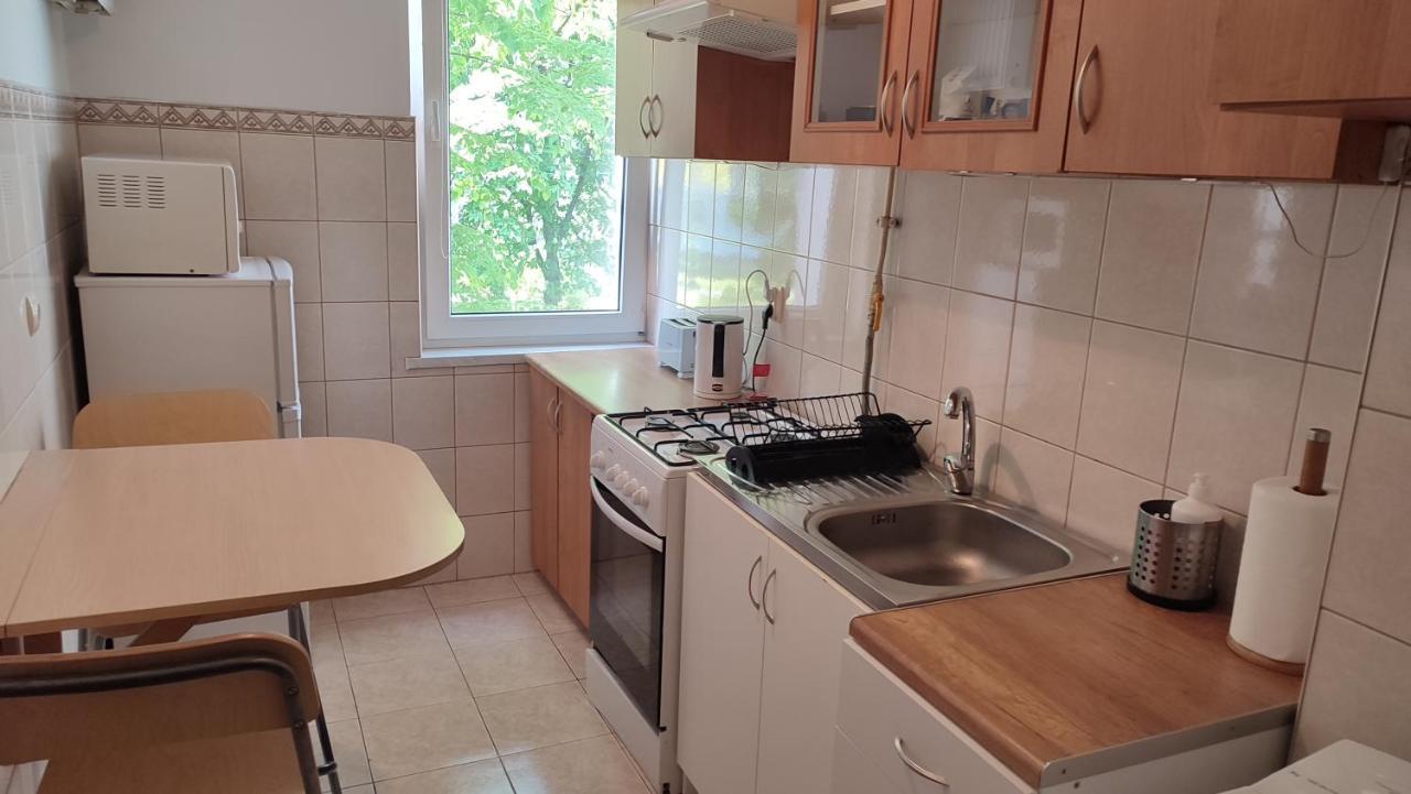 Centrum - Metro Rondo Onz Apartamento *