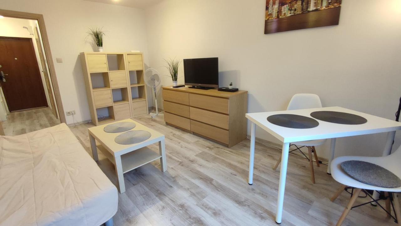 Top Apartamenty Centrum - Metro Rondo Onz Apartment